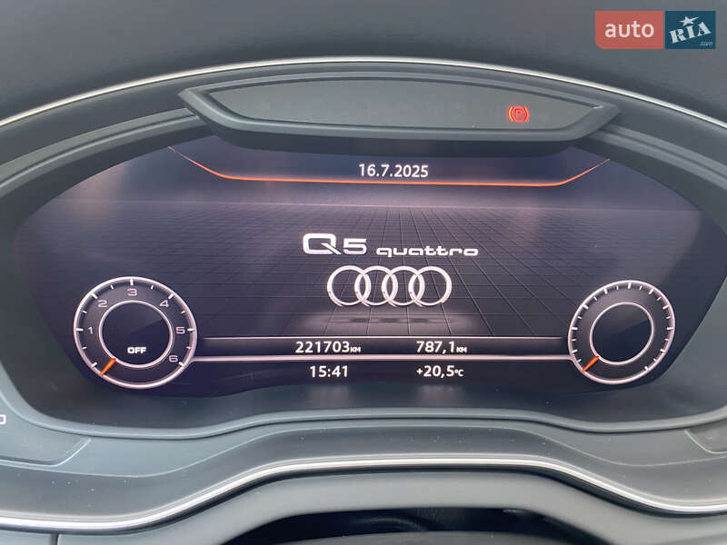 Позашляховик / Кросовер Audi Q5 2018 в Луцьку