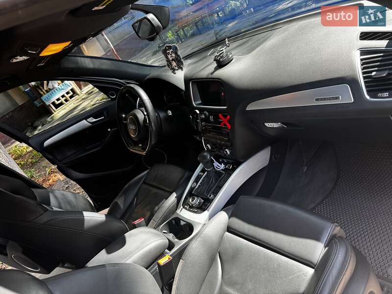 Позашляховик / Кросовер Audi Q5 2013 в Запоріжжі