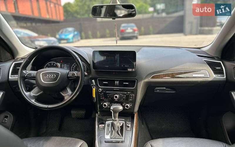 Позашляховик / Кросовер Audi Q5 2014 в Чернівцях