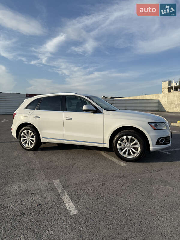Внедорожник / Кроссовер Audi Q5 2015 в Львове