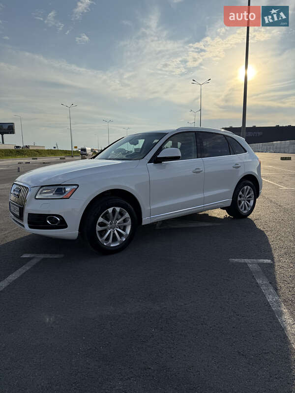 Внедорожник / Кроссовер Audi Q5 2015 в Львове