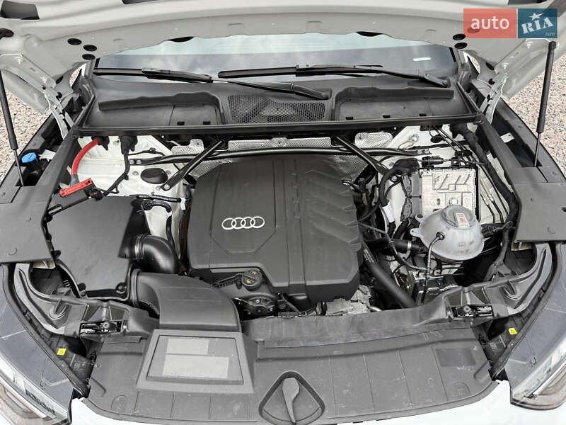 Позашляховик / Кросовер Audi Q5 2023 в Києві