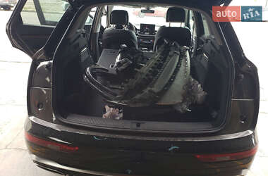 Позашляховик / Кросовер Audi Q5 2024 в 