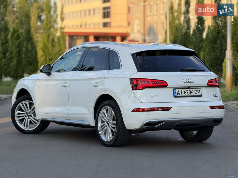 Внедорожник / Кроссовер Audi Q5 2017 в Киеве
