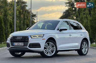 Внедорожник / Кроссовер Audi Q5 2017 в 