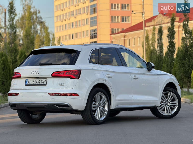 Внедорожник / Кроссовер Audi Q5 2017 в Киеве