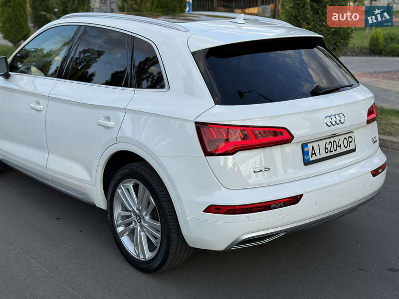 Внедорожник / Кроссовер Audi Q5 2017 в Киеве