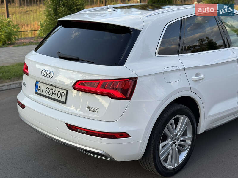 Внедорожник / Кроссовер Audi Q5 2017 в Киеве