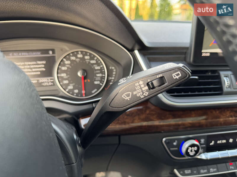 Внедорожник / Кроссовер Audi Q5 2017 в Киеве