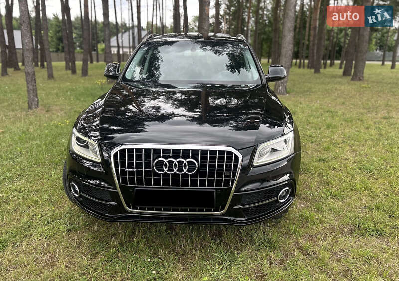 Позашляховик / Кросовер Audi Q5 2016 в Львові