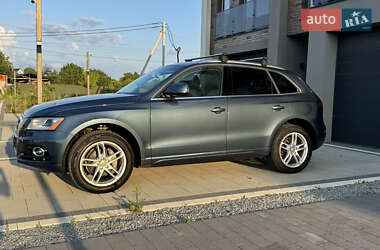 Позашляховик / Кросовер Audi Q5 2016 в 