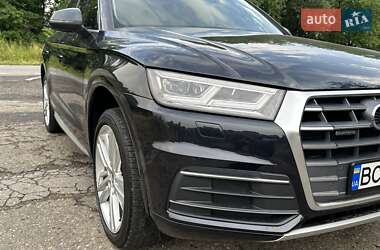 Позашляховик / Кросовер Audi Q5 2018 в 