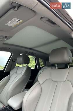 Позашляховик / Кросовер Audi Q5 2018 в 