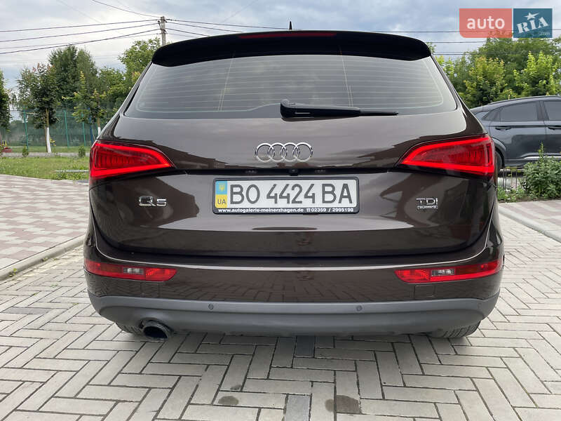 Внедорожник / Кроссовер Audi Q5 2012 в Тернополе