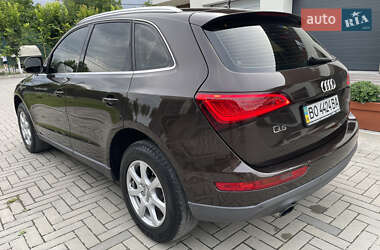 Внедорожник / Кроссовер Audi Q5 2012 в 