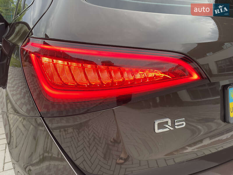 Внедорожник / Кроссовер Audi Q5 2012 в Тернополе