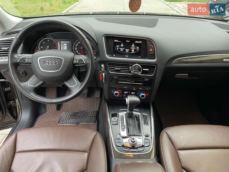 Внедорожник / Кроссовер Audi Q5 2012 в Тернополе
