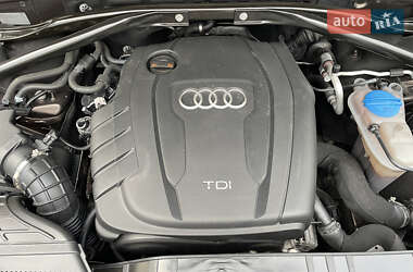 Внедорожник / Кроссовер Audi Q5 2012 в 