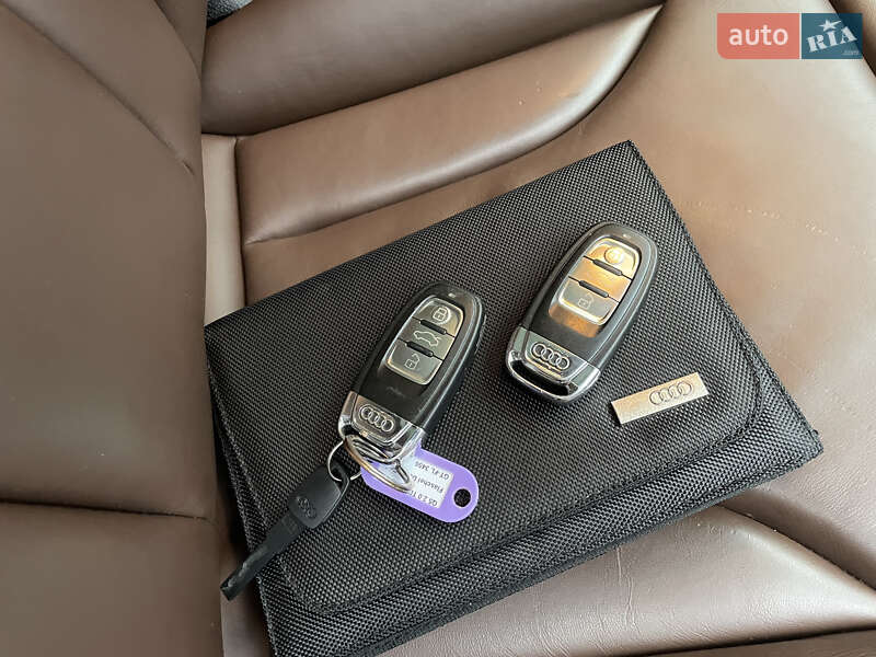 Внедорожник / Кроссовер Audi Q5 2012 в Тернополе