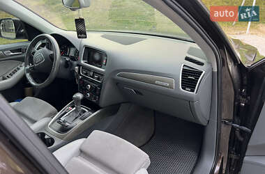 Позашляховик / Кросовер Audi Q5 2013 в 