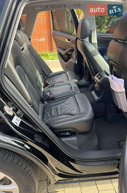Позашляховик / Кросовер Audi Q5 2012 в 