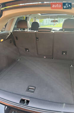 Позашляховик / Кросовер Audi Q5 2012 в 