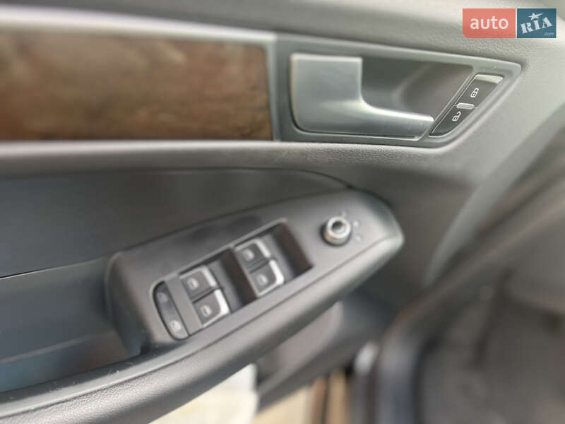 Позашляховик / Кросовер Audi Q5 2012 в Львові
