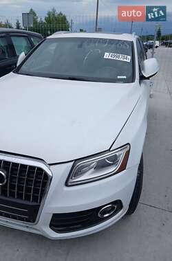 Внедорожник / Кроссовер Audi Q5 2015 в 