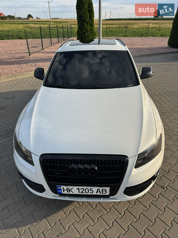 Позашляховик / Кросовер Audi Q5 2012 в Рівному