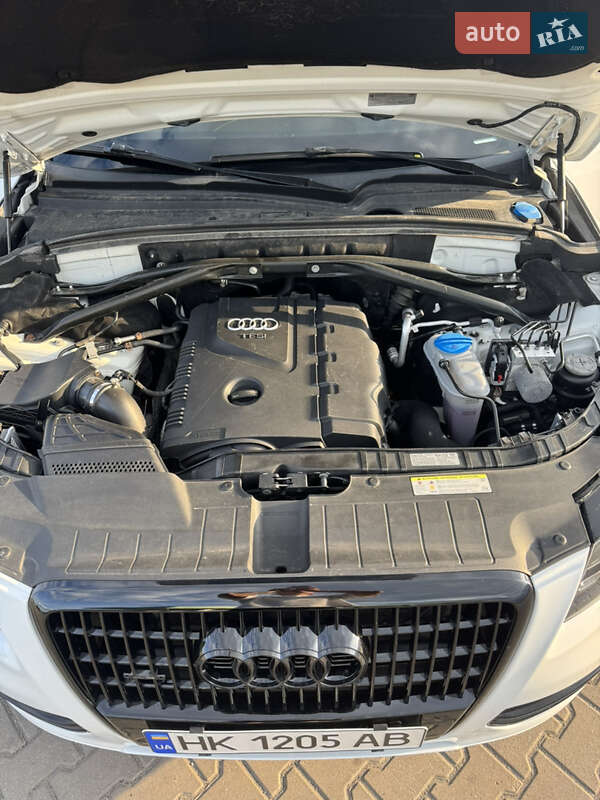 Позашляховик / Кросовер Audi Q5 2012 в Рівному