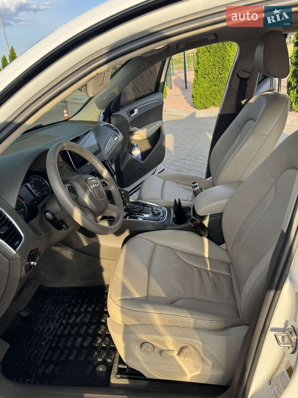 Позашляховик / Кросовер Audi Q5 2012 в Рівному