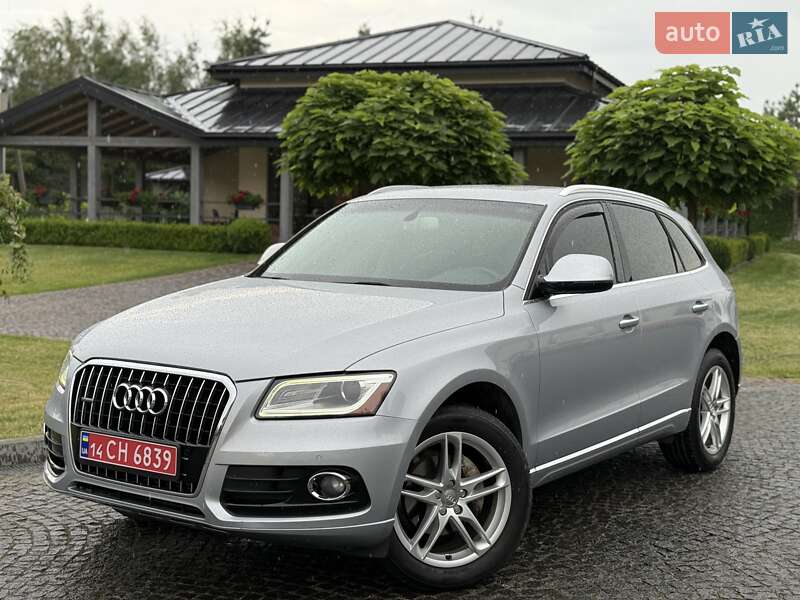 Внедорожник / Кроссовер Audi Q5 2015 в 