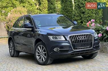 Внедорожник / Кроссовер Audi Q5 2015 в 