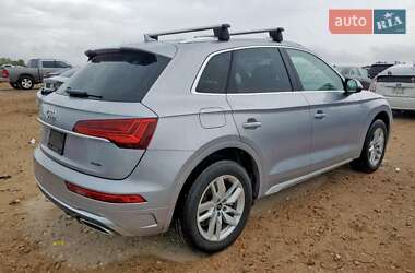 Внедорожник / Кроссовер Audi Q5 2022 в 