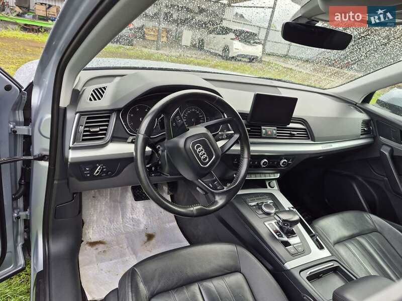 Внедорожник / Кроссовер Audi Q5 2017 в Ивано-Франковске
