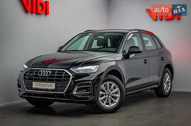 Внедорожник / Кроссовер Audi Q5 2021 в Киеве