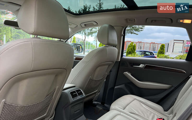Позашляховик / Кросовер Audi Q5 2012 в Львові