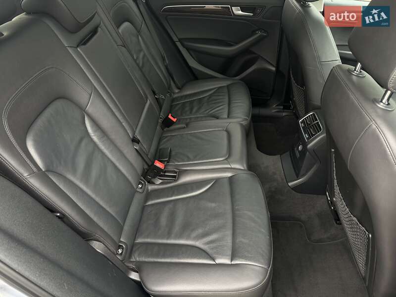 Позашляховик / Кросовер Audi Q5 2015 в Коломиї