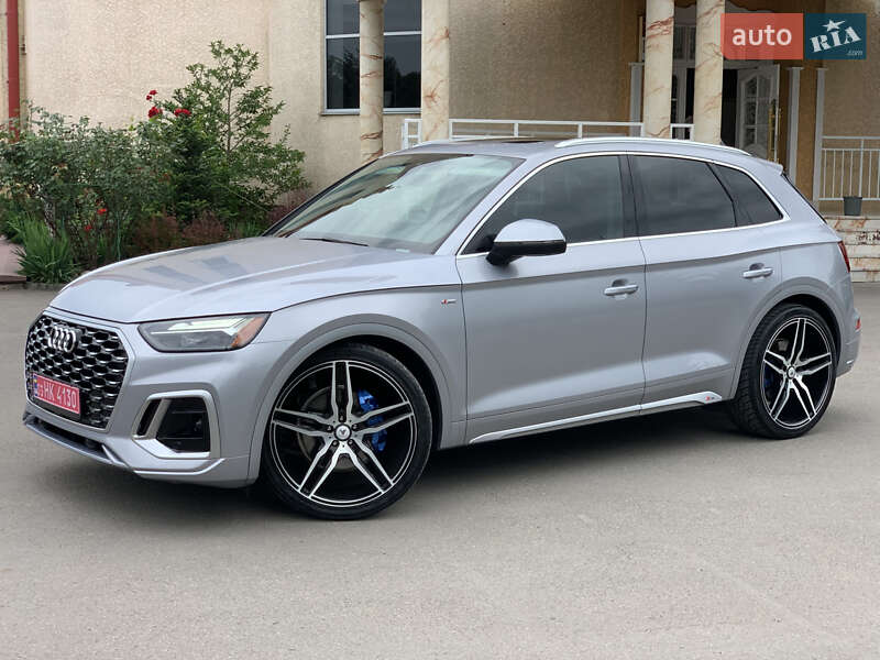 Позашляховик / Кросовер Audi Q5 2021 в Тернополі