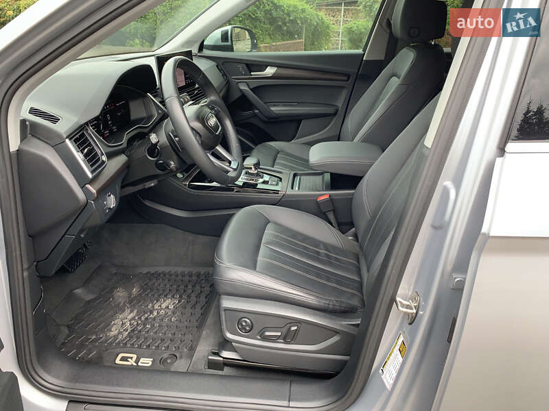 Позашляховик / Кросовер Audi Q5 2021 в Тернополі
