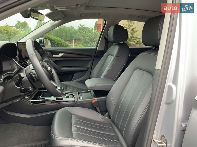 Позашляховик / Кросовер Audi Q5 2021 в Тернополі