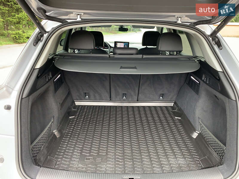 Позашляховик / Кросовер Audi Q5 2021 в Тернополі