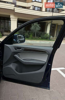 Внедорожник / Кроссовер Audi Q5 2014 в 