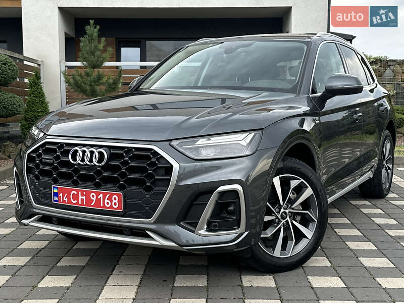Позашляховик / Кросовер Audi Q5 2023 в 