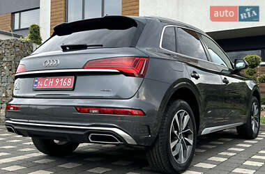 Позашляховик / Кросовер Audi Q5 2023 в 