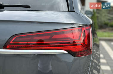 Позашляховик / Кросовер Audi Q5 2023 в 