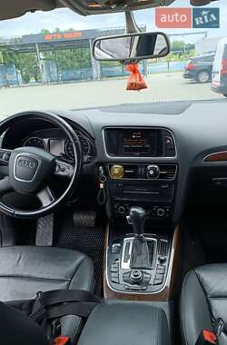 Внедорожник / Кроссовер Audi Q5 2012 в 