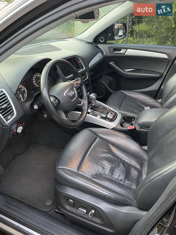 Позашляховик / Кросовер Audi Q5 2012 в Кременчуці