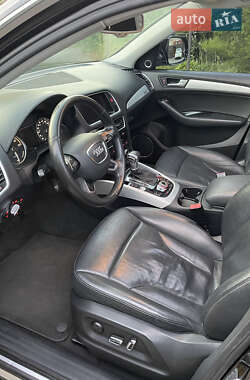 Внедорожник / Кроссовер Audi Q5 2012 в 