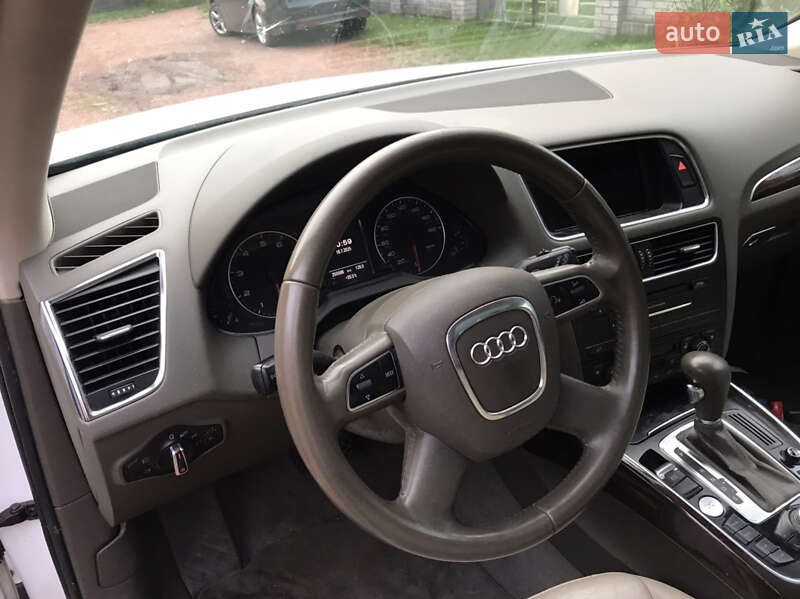 Позашляховик / Кросовер Audi Q5 2012 в Шептицькому